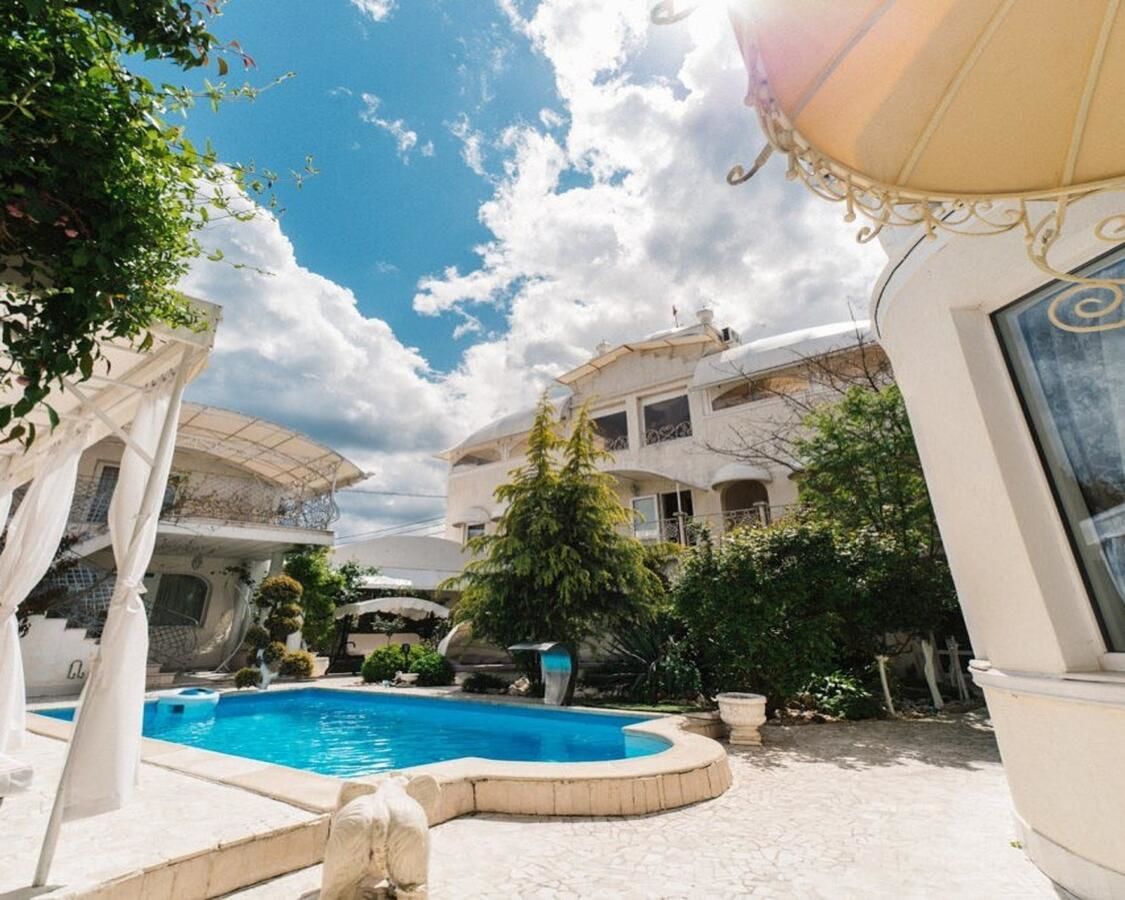 Мини-отель Farneliya club-hotel Черноморск-4