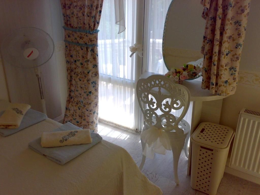Мини-отель Farneliya club-hotel Черноморск