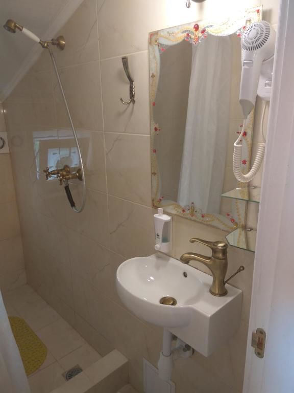 Мини-отель Farneliya club-hotel Черноморск-139