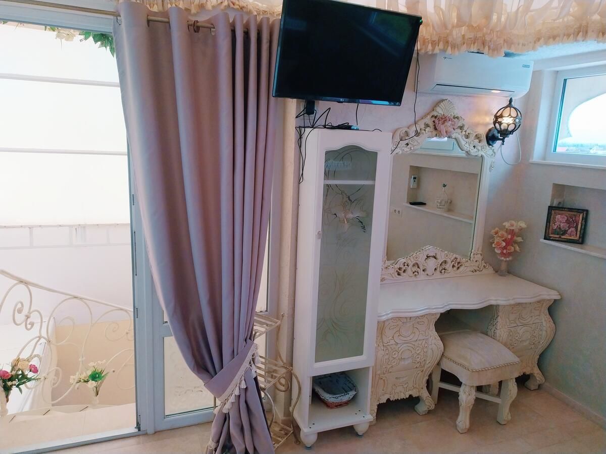 Мини-отель Farneliya club-hotel Черноморск