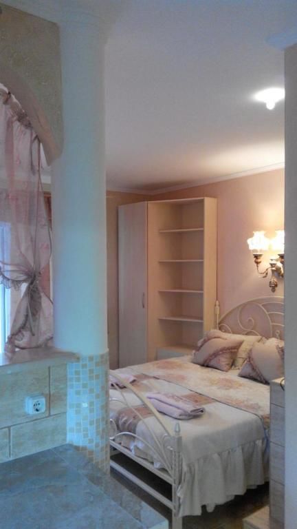 Мини-отель Farneliya club-hotel Черноморск-50