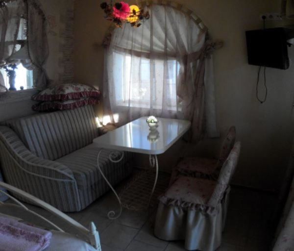 Мини-отель Farneliya club-hotel Черноморск-55