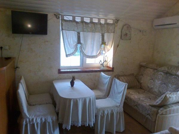 Мини-отель Farneliya club-hotel Черноморск-71