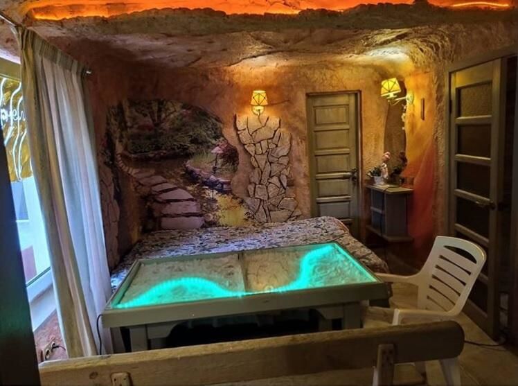 Мини-отель Farneliya club-hotel Черноморск-10