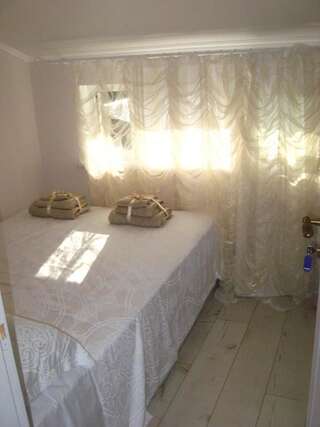 Мини-отель Farneliya club-hotel Черноморск Бюджетный двухместный номер с 1 кроватью-3